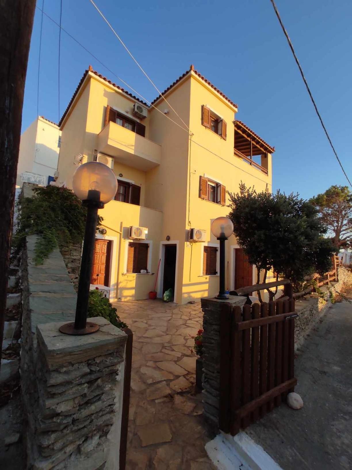 Politis Sudios Apartment Batsi  Exterior photo