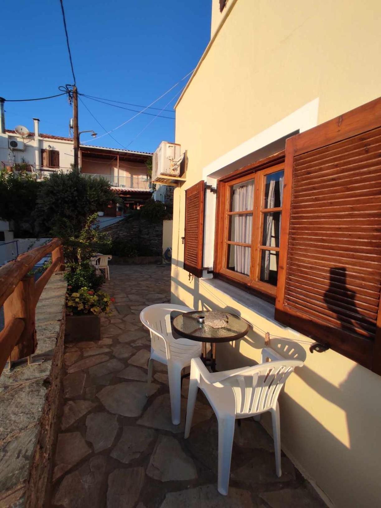 Politis Sudios Apartment Batsi  Exterior photo