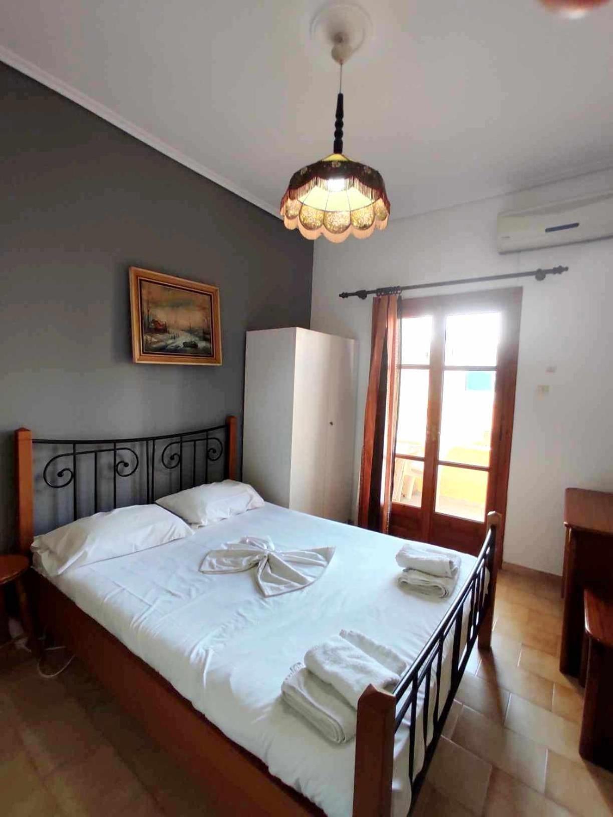 Politis Sudios Apartment Batsi  Exterior photo