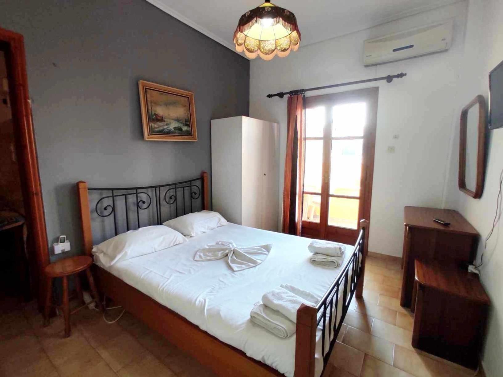 Politis Sudios Apartment Batsi  Exterior photo