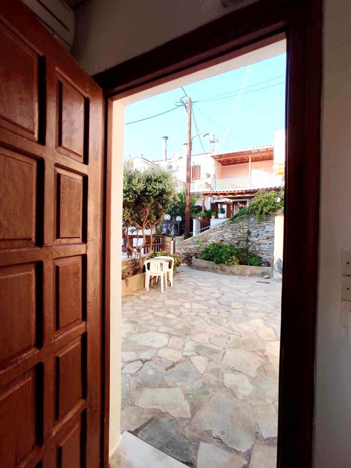 Politis Sudios Apartment Batsi  Exterior photo