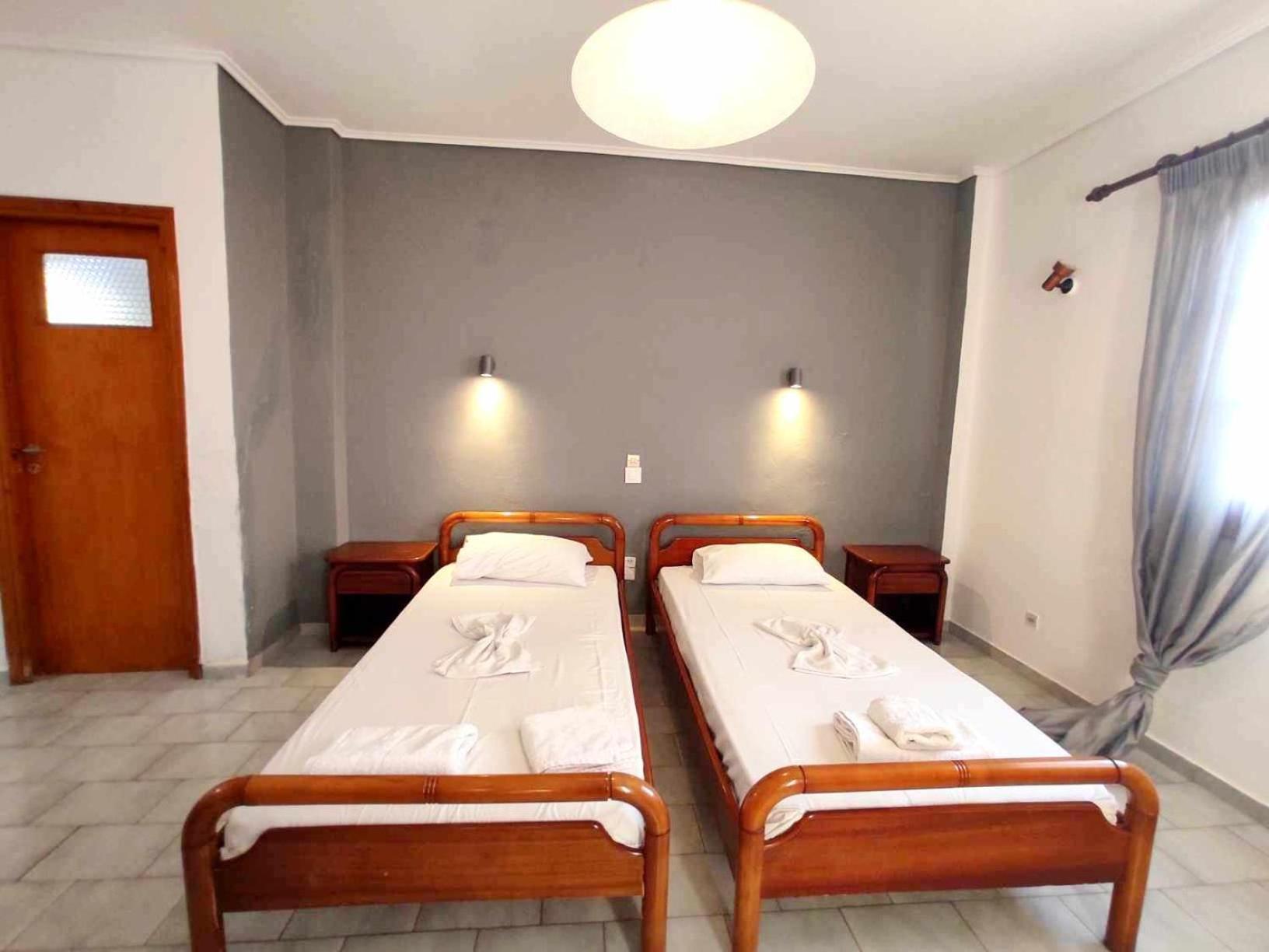 Politis Sudios Apartment Batsi  Exterior photo