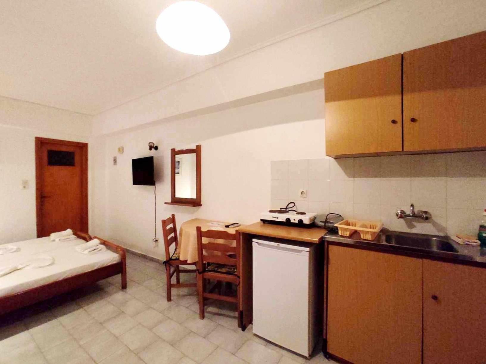 Politis Sudios Apartment Batsi  Exterior photo